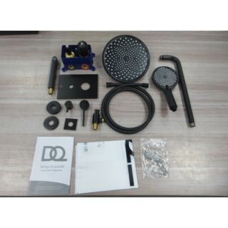 Душевая система DQ для ванны и душа Bonn встраиваемая с изливом черный (DA1705605)