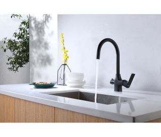 Смеситель для кухонной мойки Lemark URSUS LM7261BL